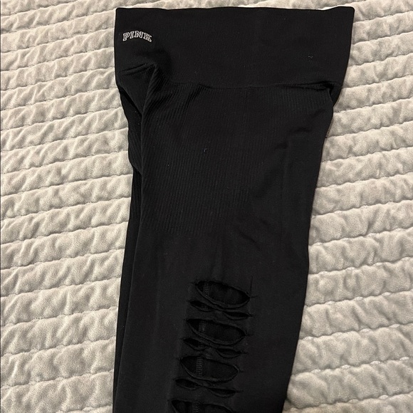 PINK Victoria's Secret Black Leggings - Picture 6 of 6